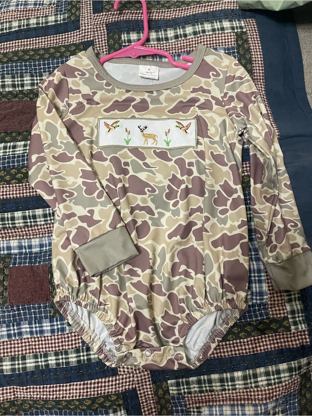 Kids Long-Sleeve One-Piece Bodysuit in Beige Camo with Deer Patch